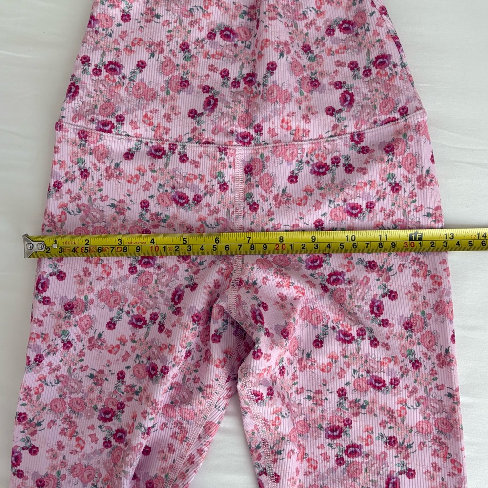 NWOT LoveShackFancy X Beach Riot Ayla Legging Ditsy Peach XS - Picture 15 of 16